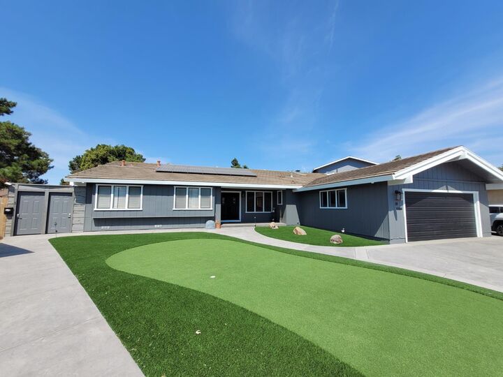 Property Photo:  14 Westlite Court  CA 95831
