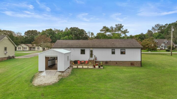 Property Photo:  193 Timberlake Dr  TN 37330 