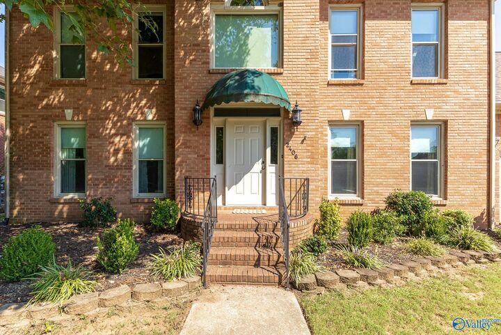Property Photo: 2406 Auburn Drive AL 35603