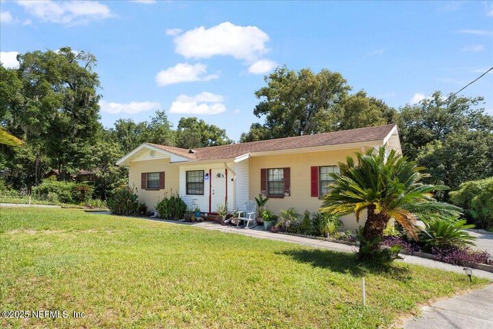 Property Photo: 1311 Morgana Road FL 32211
