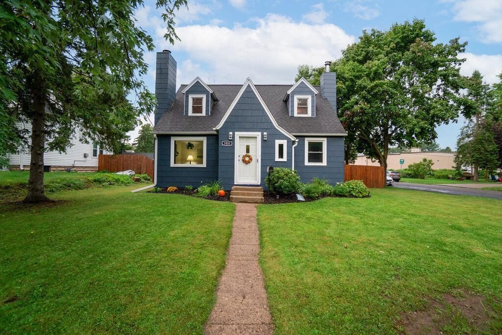 Property Photo:  1031 Stout Street  WI 54751 