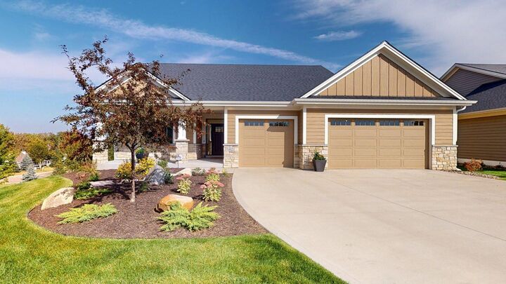 4822 Winston Lane SW  Rochester MN 55902 photo