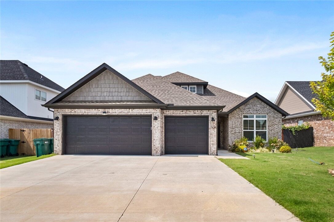 Property Photo:  1241 Bootleg Road  AR 72719 