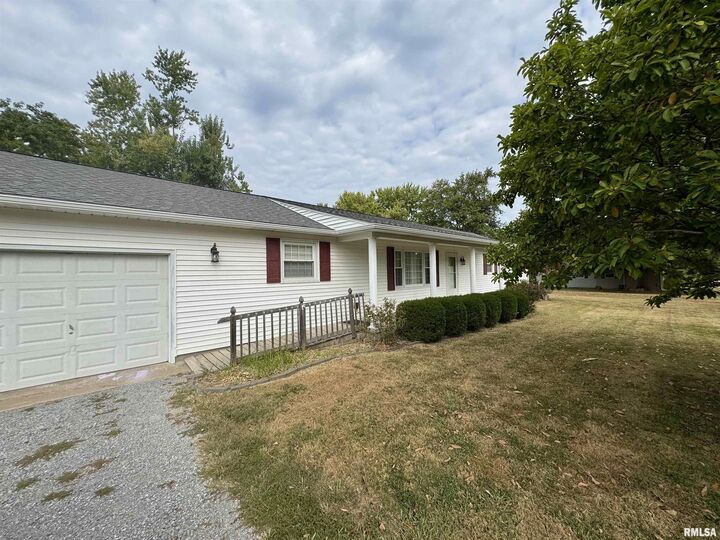 Property Photo: 120 Southwest Drive IL 62946