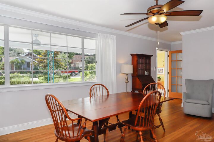Property Photo:  1609 N Spring St  FL 32501 