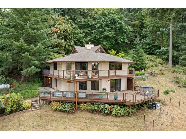 Property Photo:  14162 SE Holgate Blvd  OR 97236 