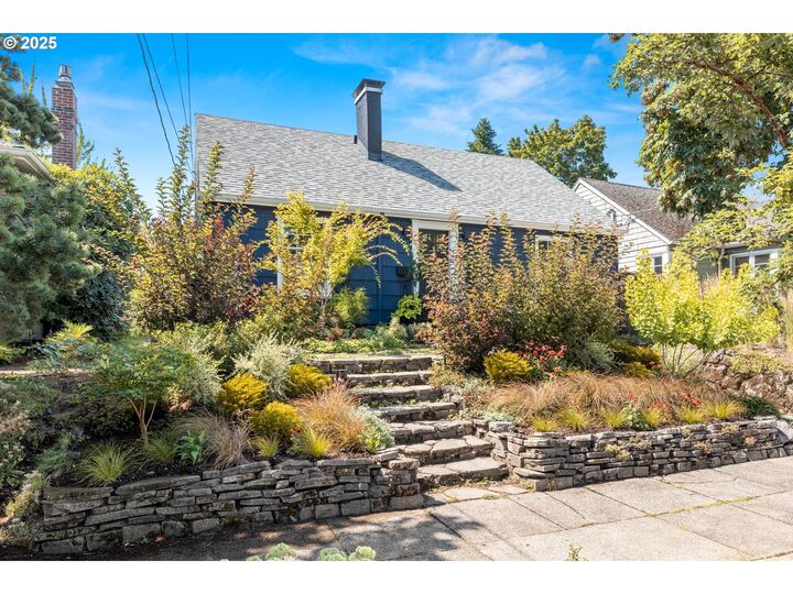 Property Photo:  4415 NE 25th Ave  OR 97211 
