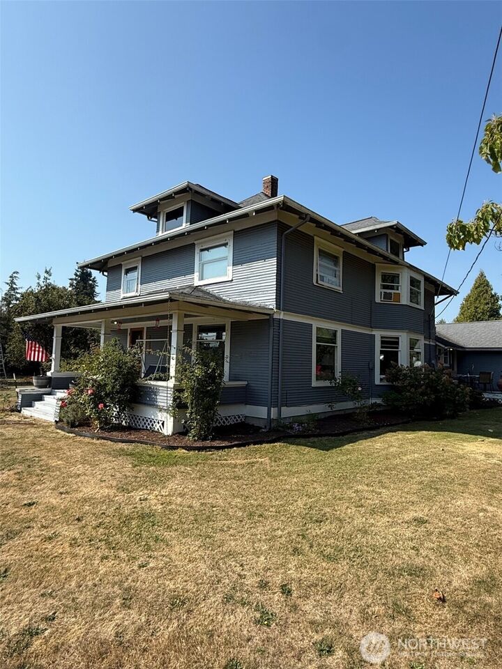 Property Photo: 2870 E Bakerview Road WA 98226