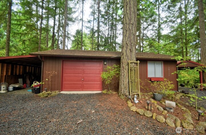 Property Photo:  18114  Rampart Drive SE  WA 98597 