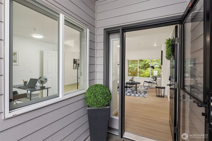 Property Photo: 3751 257th Avenue SE 5-2 WA 98029