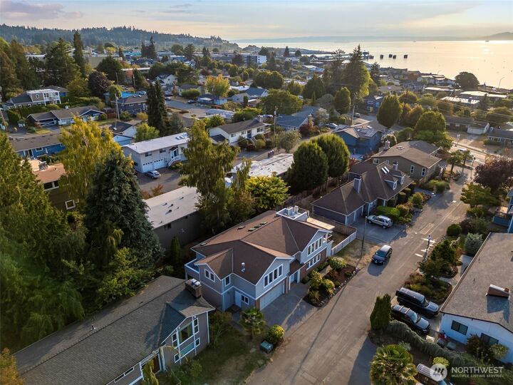 Property Photo: 630 Giltner Lane WA 98020