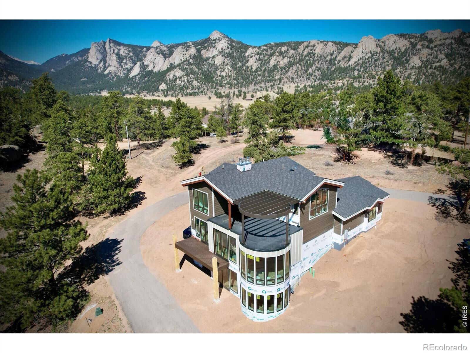 Property Photo:  293 Overlook Court  CO 80517 