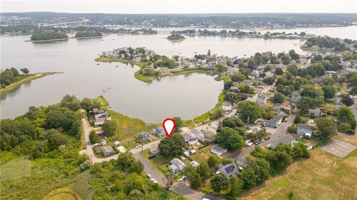 230 Cedar Avenue  Portsmouth RI 02871 photo