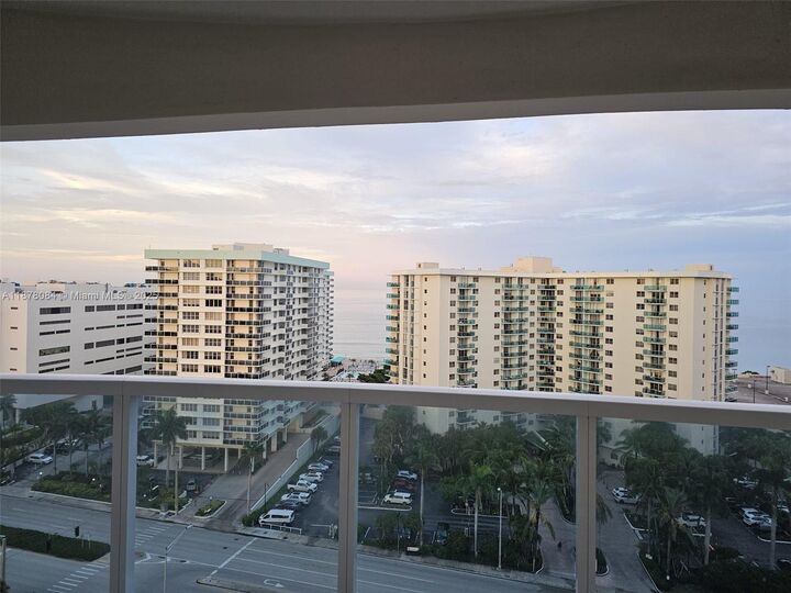 Property Photo:  3800 S Ocean Dr 1518  FL 33019 