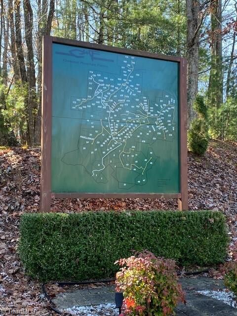 Property Photo:  227 Meadow Crossing Road  NC 28649 