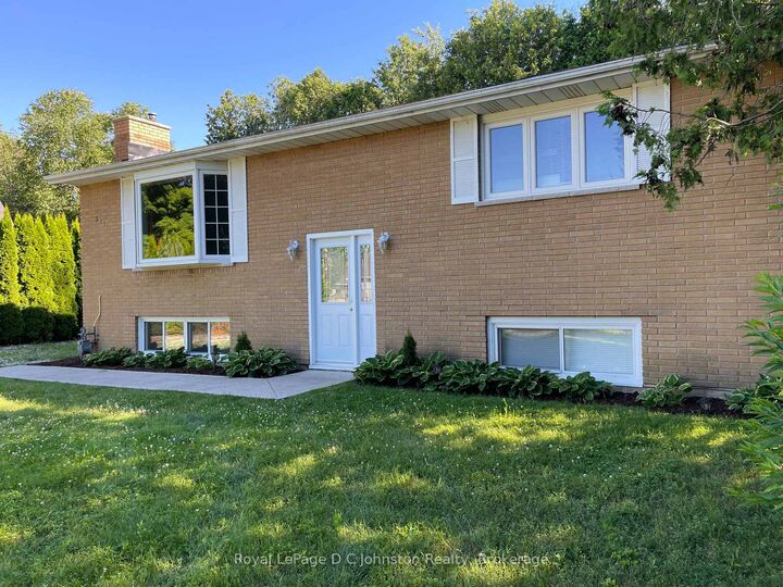 341 Palmerston Street  Saugeen Shores ON N0H 2L0 photo