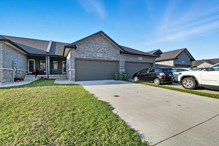 Property Photo:  3543 Hallee Crescent  ON N8W 0B2 