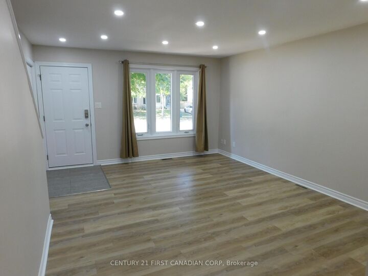 Photo de la propriété:  1160 Limberlost Road  ON N6G 3A5 