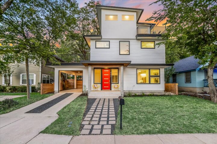 1807 Clifford Avenue  Austin TX 78702 photo