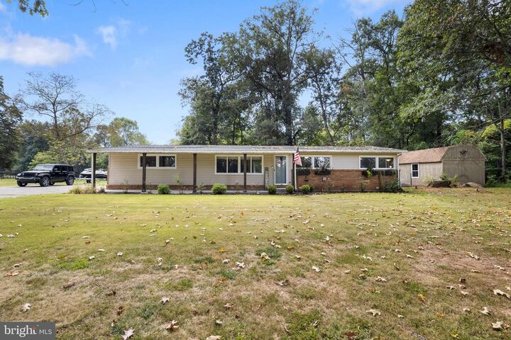1054 Locust Grove Road  Middletown PA 17057 photo