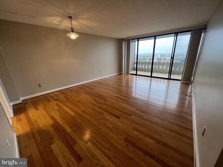 Property Photo:  6301 Stevenson Avenue 1514  VA 22304 