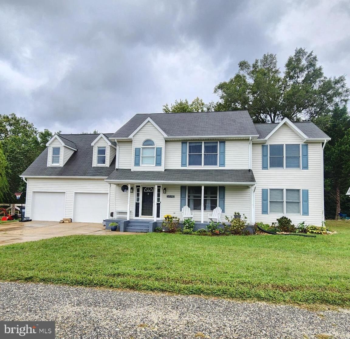Property Photo: 45526 Woodcroft Way MD 20634