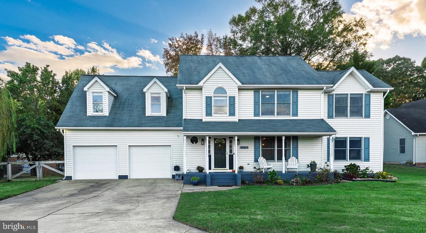 Property Photo: 45526 Woodcroft Way MD 20634