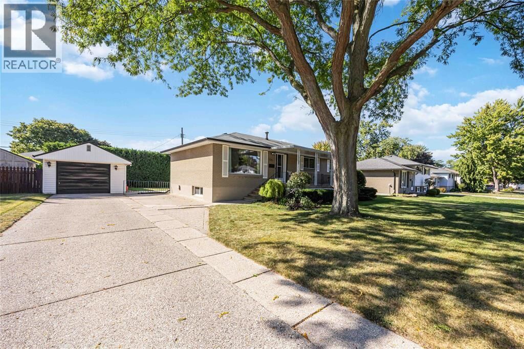 Property Photo:  177 Borden Street  ON N7S 1E7 