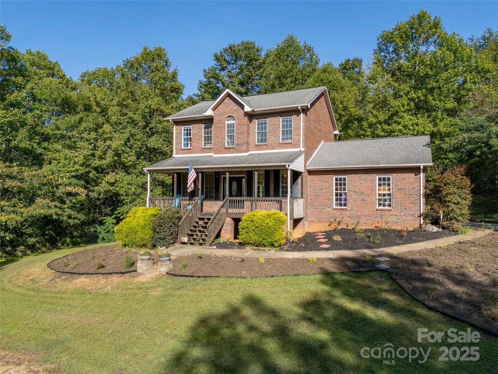 Property Photo: 2341 Enola Road NC 28655