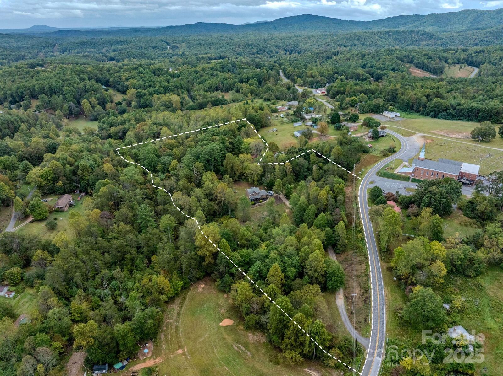 Property Photo: 2341 Enola Road NC 28655