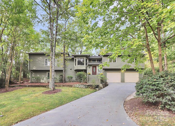 Property Photo:  16 Woodvine Lane  SC 29710 