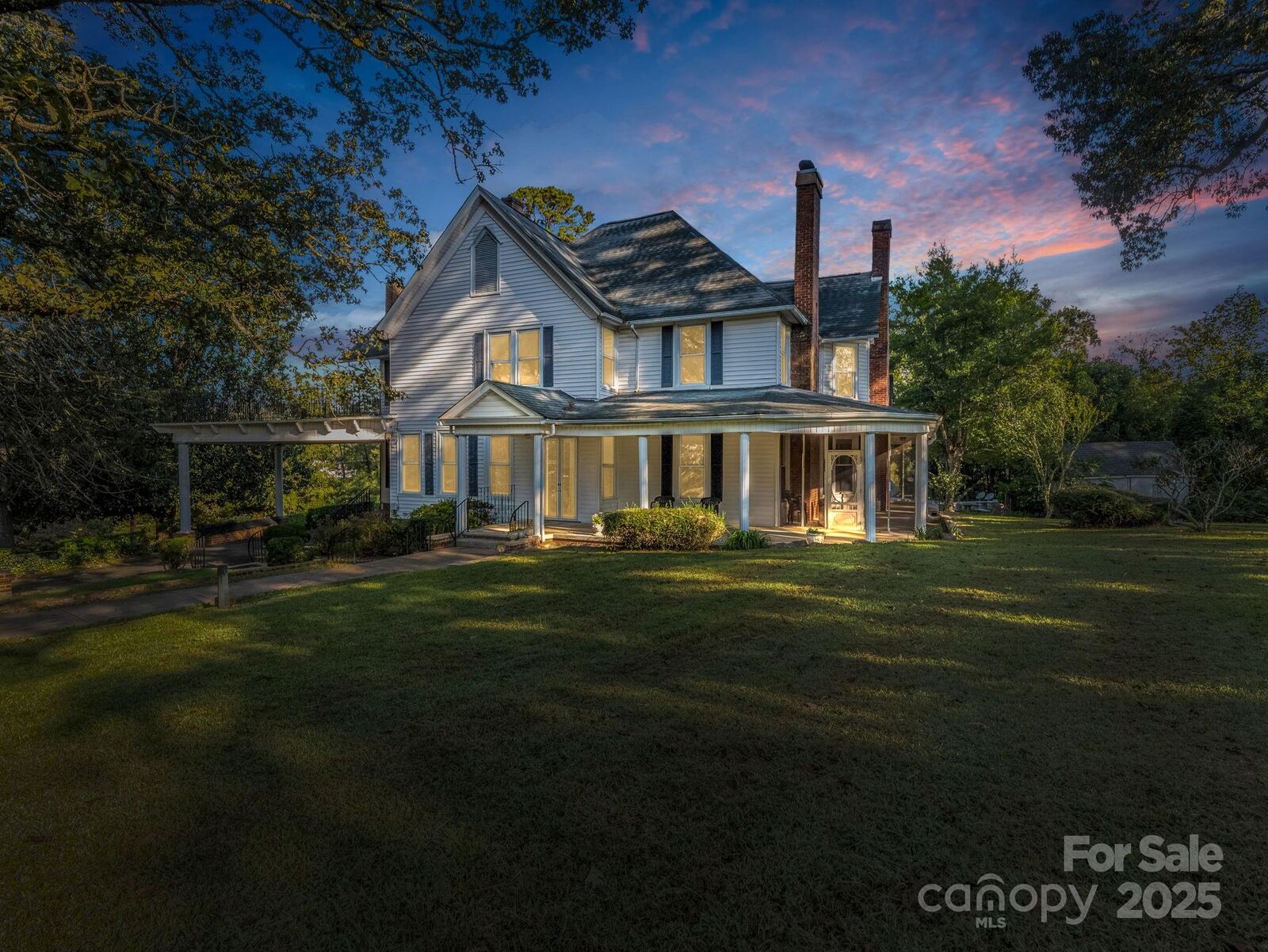 Property Photo:  252 Spencer Street  NC 28040 