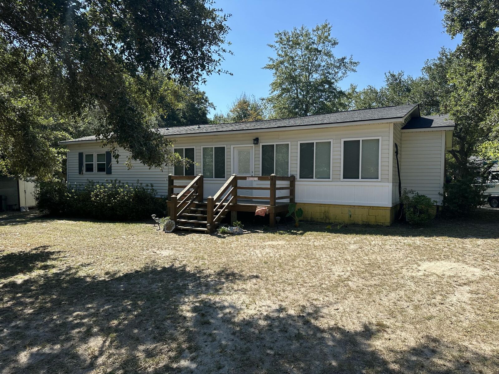 Property Photo:  409 Belvedere Drive  SC 29048 