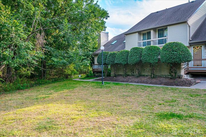Property Photo:  75 Kelly Drive  NJ 08820 