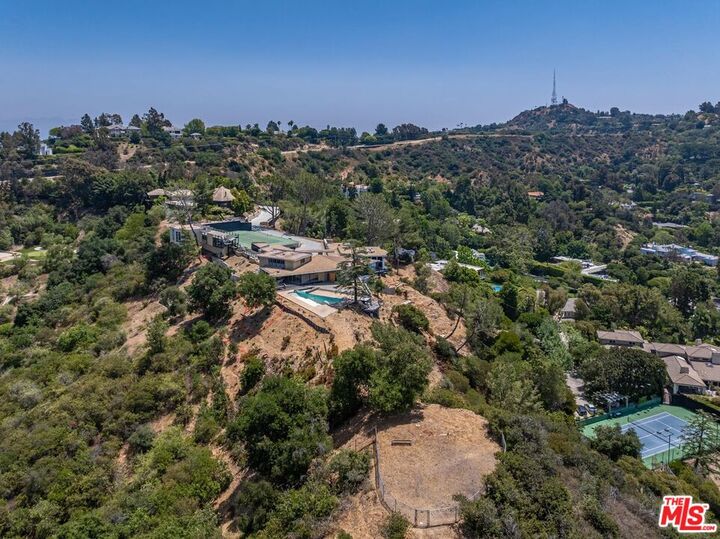 Property Photo: 2859 Coldwater Canyon Dr CA 90210
