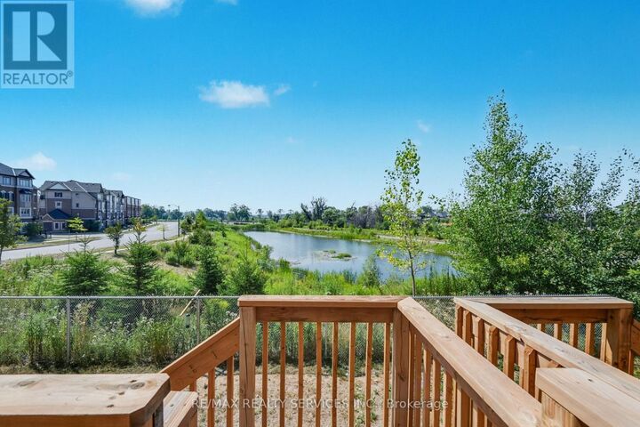 Property Photo:  49 Bayardo Drive  ON L1L 0V2 