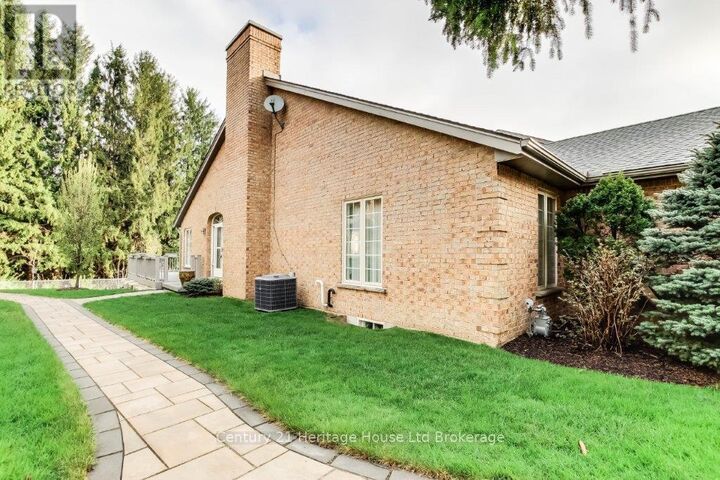 Photo de la propriété: 675 Lansdowne Avenue ON N4T 1K3
