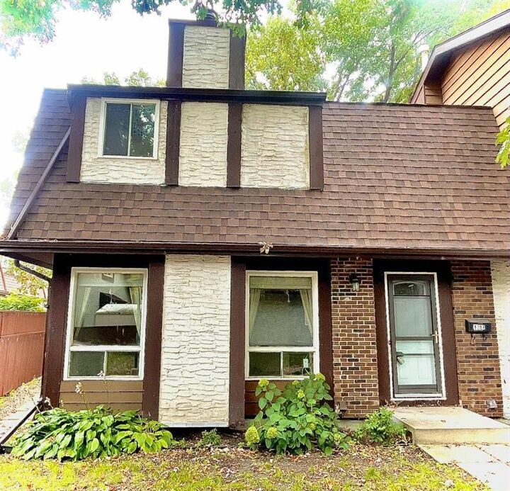 175 Beliveau Road  Winnipeg MB R2M 5G4 photo