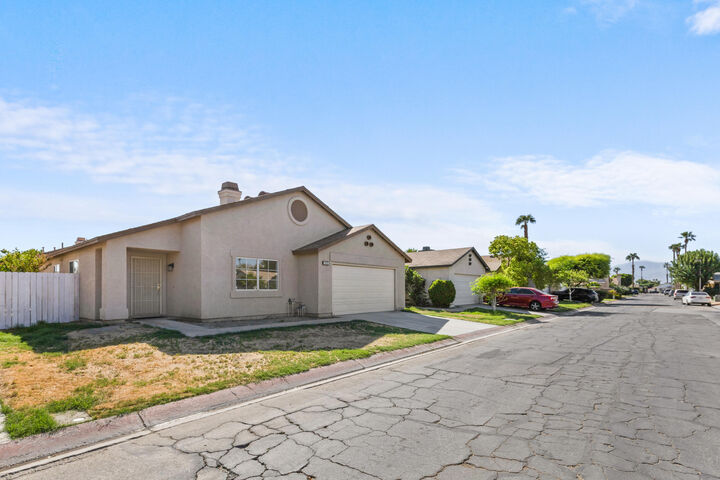 Property Photo: 47800 Madison Street 125 CA 92201