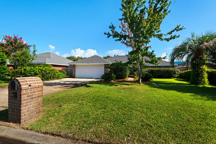 1173 Crane Cove Boulevard  Gulf Breeze FL 32563 photo
