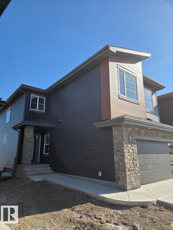 Property Photo: 81 Catria Point(E) AB T8H 2B8