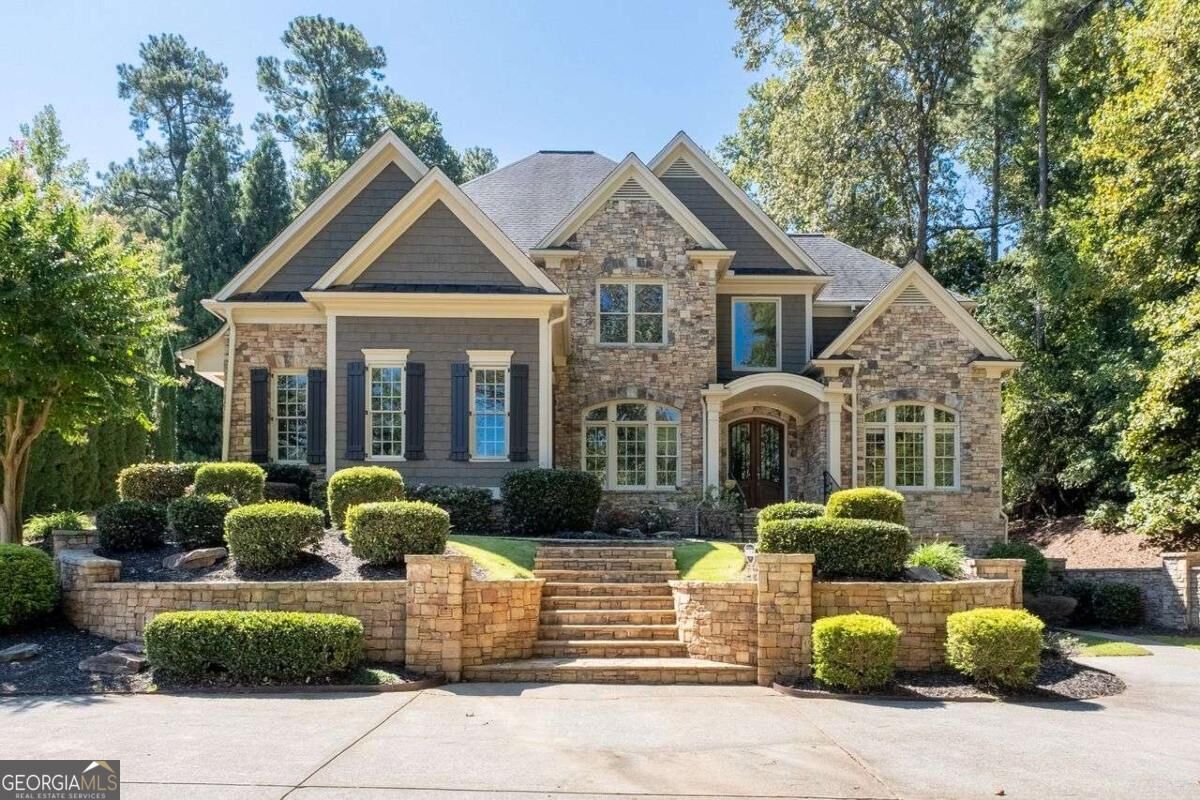 Property Photo: 11180 West Road GA 30075