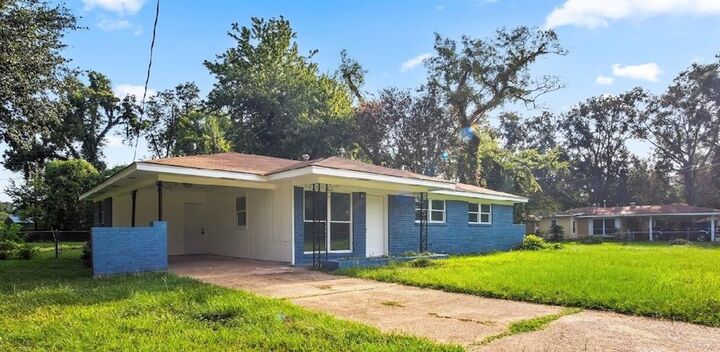 Property Photo:  5206 Lanny Street  LA 71303 