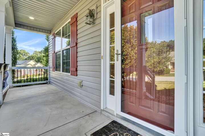Property Photo:  520 Summitbluff Drive  SC 29617 