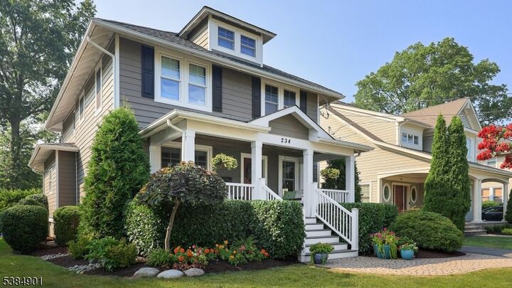 Property Photo:  234 Seneca Pl  NJ 07090 