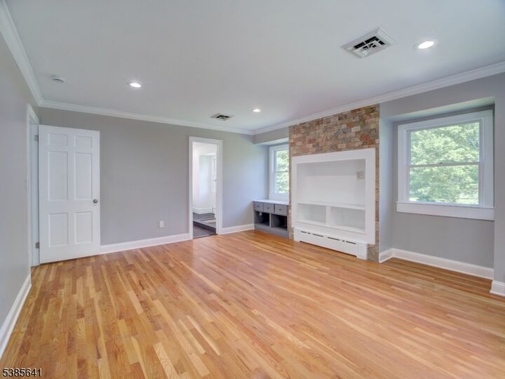 3 Cross Brook Dr  Tewksbury Twp. NJ 07830 photo