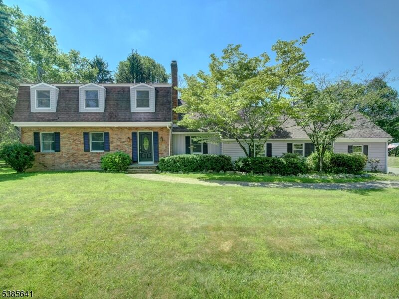 Property Photo:  3 Cross Brook Dr  NJ 07830 