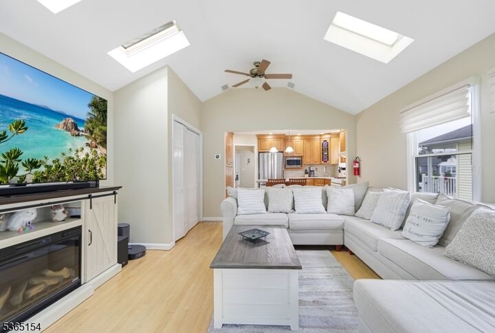 Property Photo:  425 Broadway  NJ 07442 