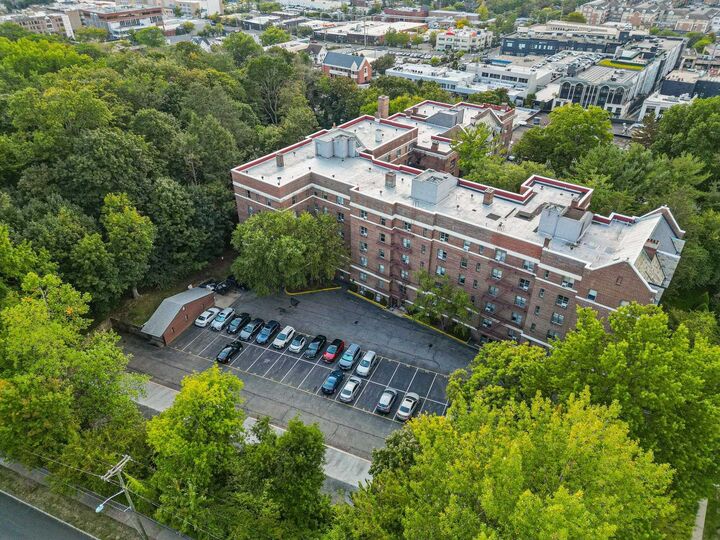 Property Photo:  100 Palisade Ave A51  NJ 07631 