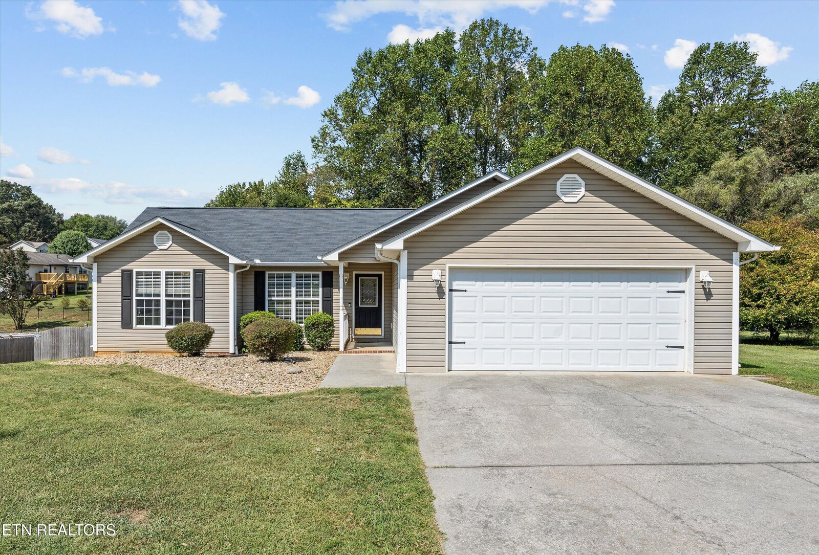 Property Photo: 921 Jasmine Lane TN 37801